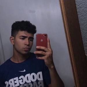 Meet your Posher, Adrien